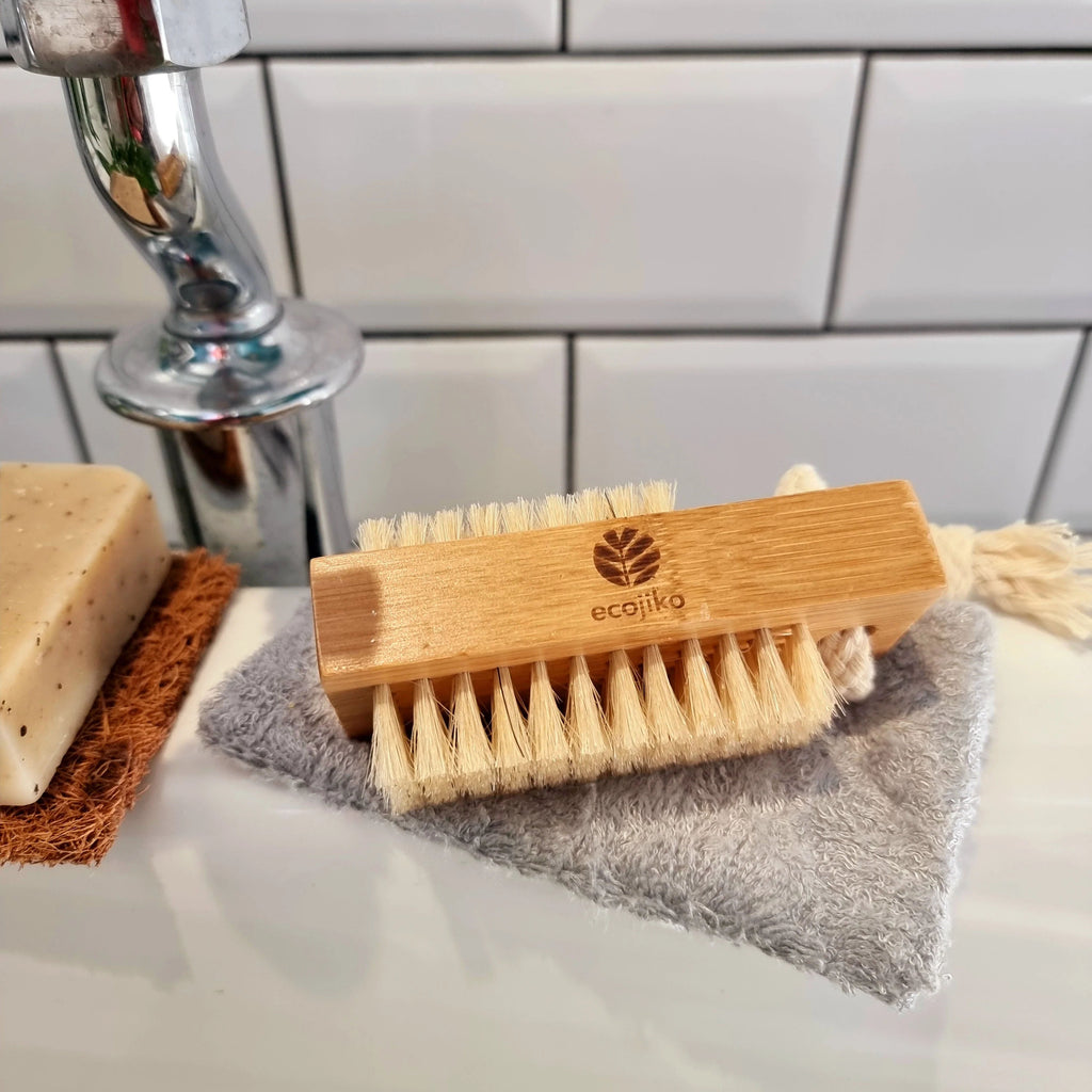Natural Wooden Nail Brush | Sustainable Bamboo Nail Beauty Brush with Plant Based Bristles