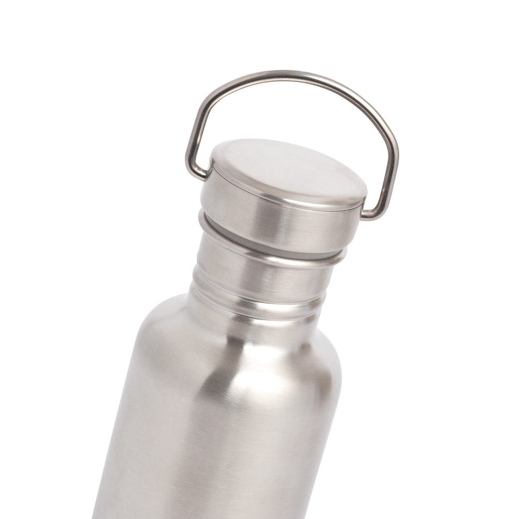 stainless-steel-water-bottle-750ml-closeup